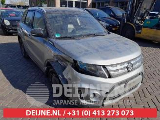 Vrakbiler auto Suzuki Vitara Vitara (LY/MY), SUV, 2015 1.6 16V VVT AllGrip 2016/12