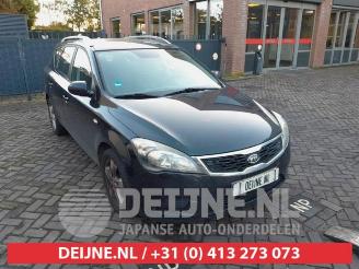 disassembly passenger cars Kia Cee d Cee'd Sporty Wagon (EDF), Combi, 2007 / 2012 1.4 16V 2010/4