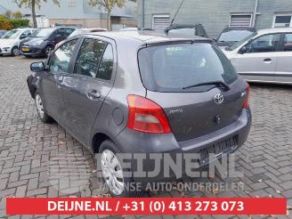 Toyota Yaris Yaris II (P9), Hatchback, 2005 / 2014 1.3 16V VVT-i picture 5