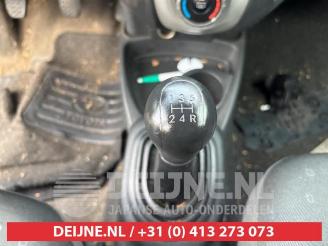 Toyota Yaris Yaris II (P9), Hatchback, 2005 / 2014 1.3 16V VVT-i picture 18