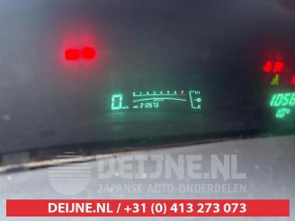 Toyota Yaris Yaris II (P9), Hatchback, 2005 / 2014 1.3 16V VVT-i picture 9