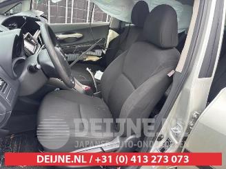 Toyota Auris Auris (E15), Hatchback, 2006 / 2012 1.4 VVT-i 16V picture 18