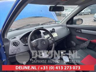 Suzuki Swift Swift (ZA/ZC/ZD1/2/3/9), Hatchback, 2005 / 2015 1.6 Sport VVT 16V picture 20