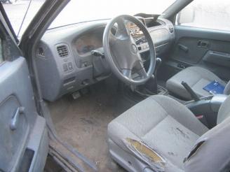Nissan King cab  picture 5
