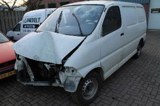 Toyota Hi-Ace  picture 1