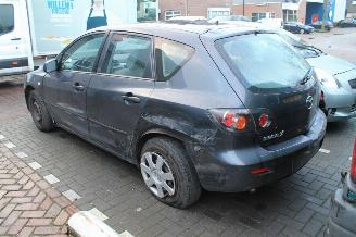 Mazda 3  picture 4