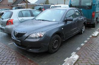Mazda 3  picture 1