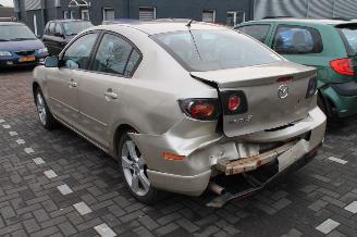Mazda 3  picture 3