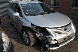 Toyota Avensis  picture 2