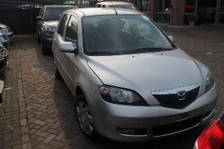 Mazda 2  picture 2