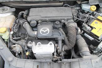 Mazda 2  picture 5