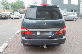 Ssang yong Rodius  picture 7