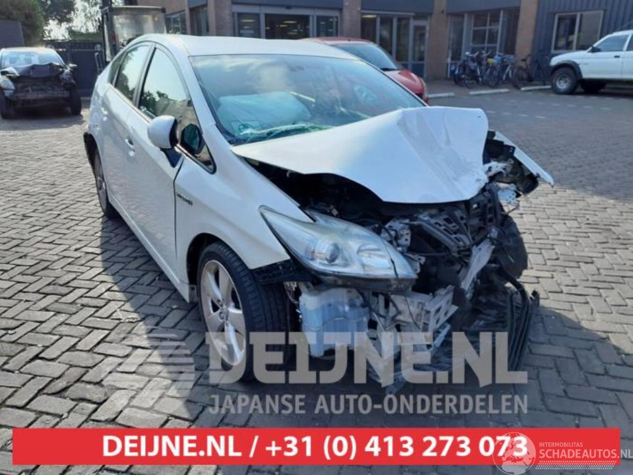 Toyota Prius Prius (ZVW3), Hatchback, 2009 / 2016 1.8 16V