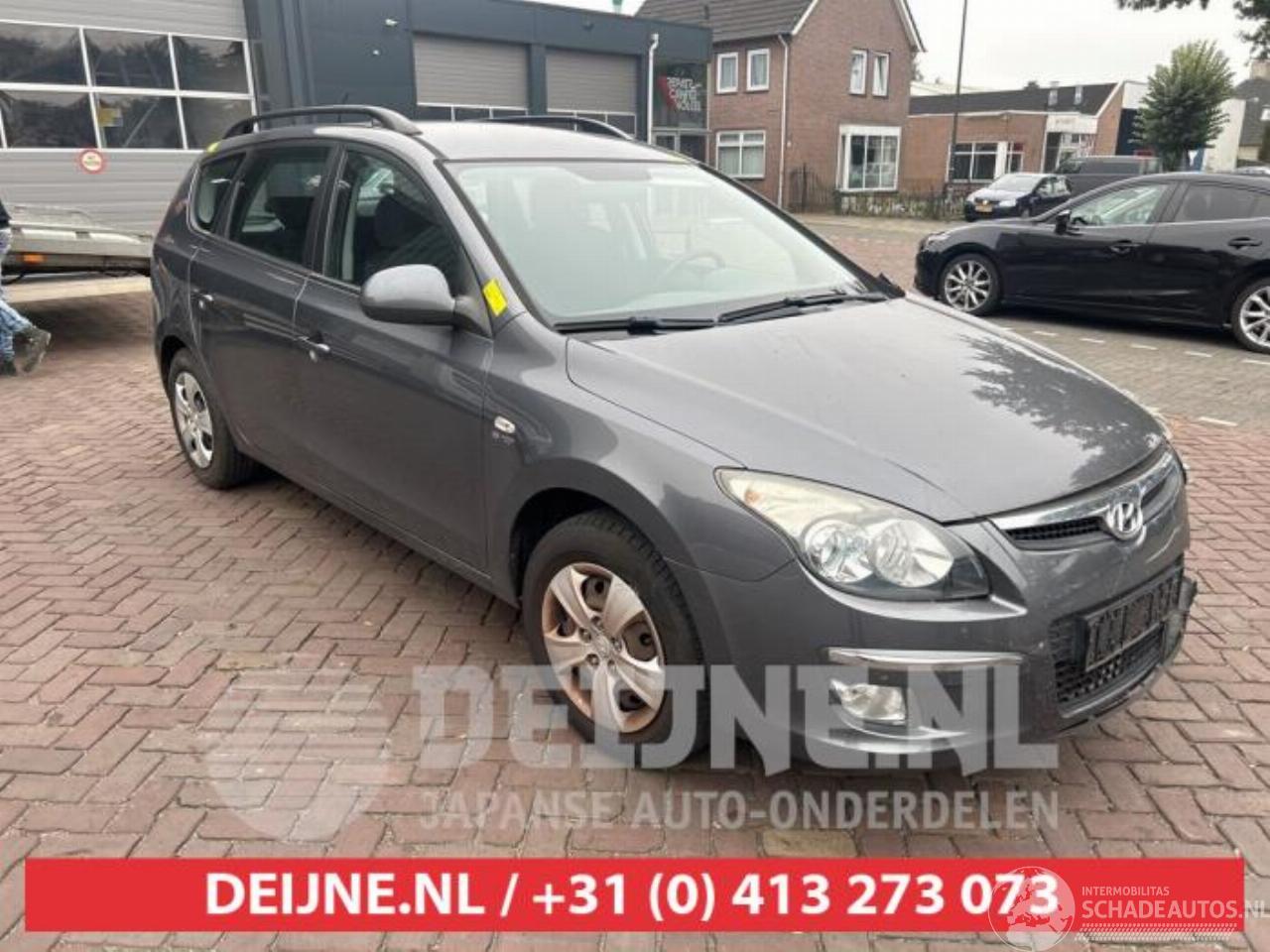 Hyundai I-30 i30 Crosswagon (WWH), Combi, 2007 / 2012 1.4 CVVT 16V