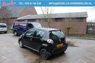 Toyota Aygo 1.0 Sport picture 4