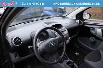 Toyota Aygo 1.0 Sport picture 5