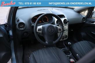 Opel Corsa 1.2 16V picture 5