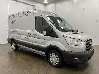 Vaurioauto  commercial vehicles Ford Transit 2.0 TDCI 95kw L2H2 Airco 2020/9