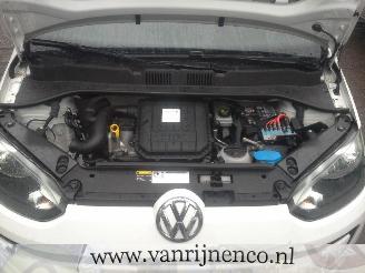 Volkswagen Up Up! (121) Hatchback 1.0 12V 60 (CHYA(Euro 6)) [44kW]  (08-2011/...) picture 7