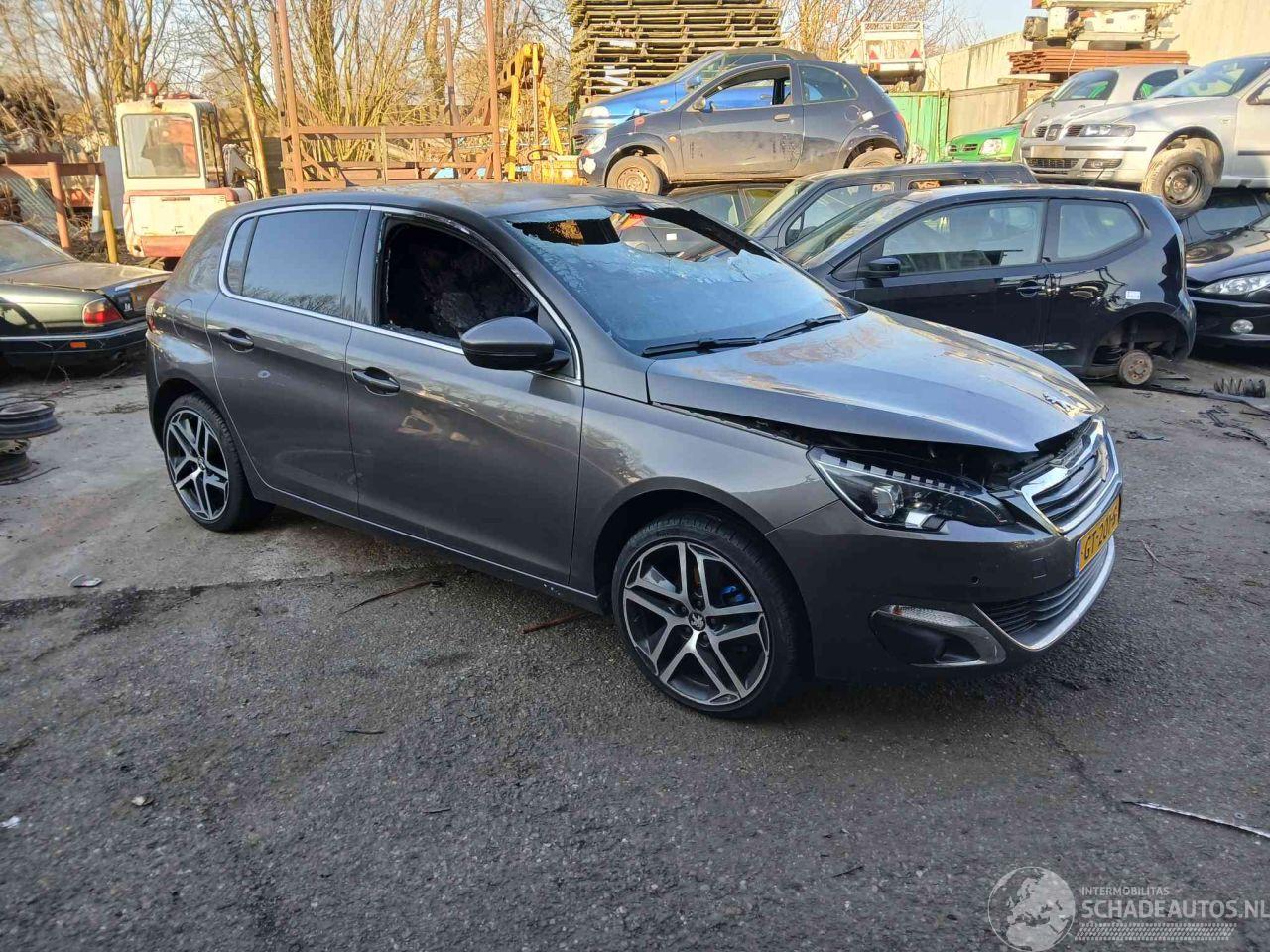 Peugeot 308 08 (L3/L8/LB/LH/LP) Hatchback 5-drs 1.2 12V e-THP PureTech 130 (EB2DTS(HNY)) [96kW]
