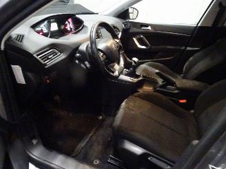 Peugeot   picture 6