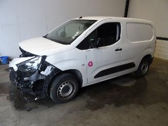Autoverwertung Opel Combo 1.5 HDI 2022/9