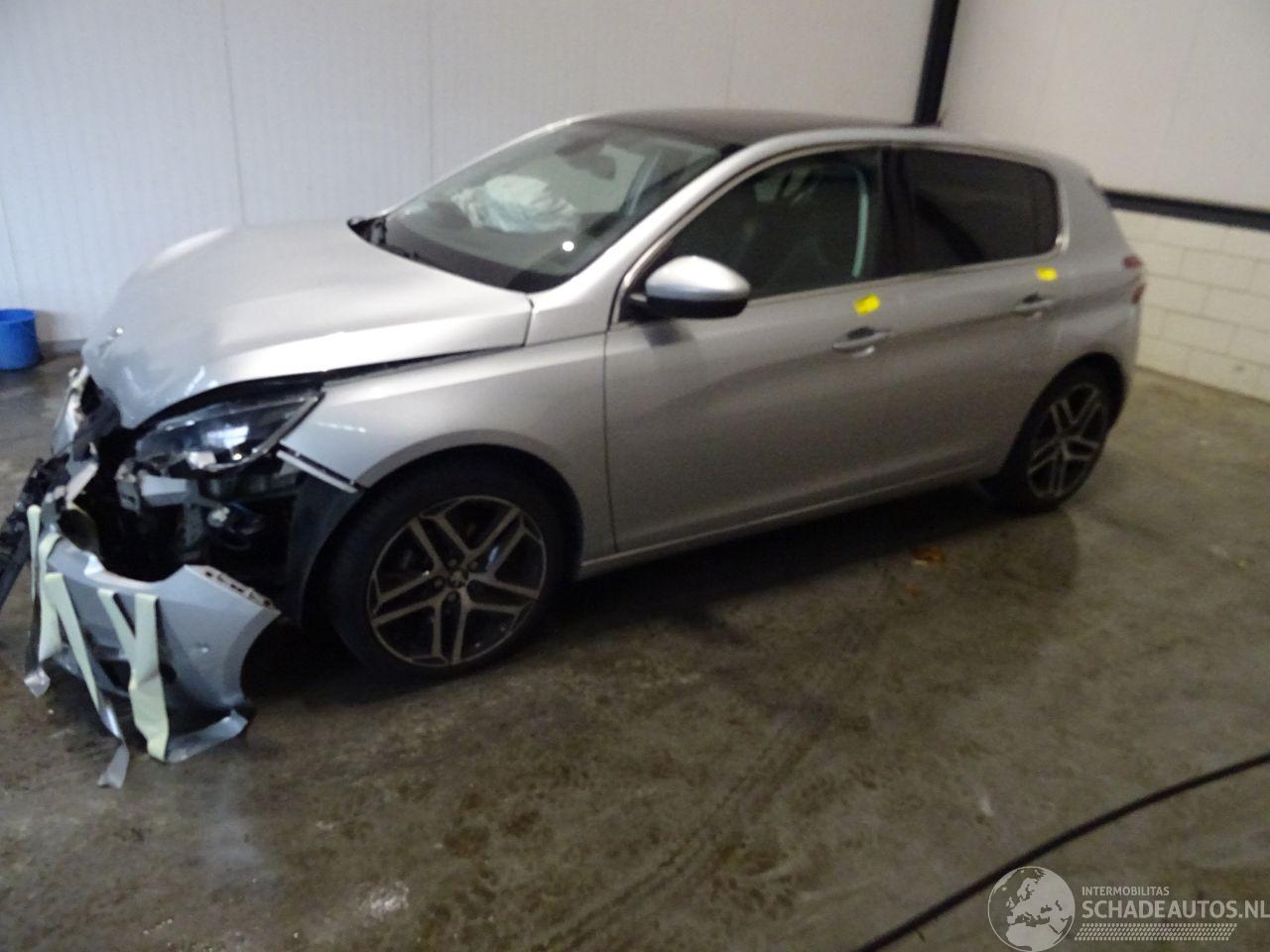 Peugeot 308 1.2 THP