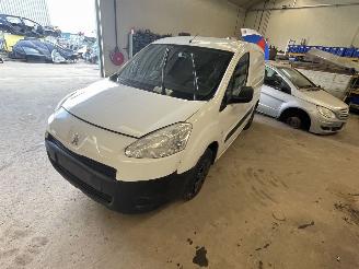 disassembly commercial vehicles Peugeot Partner 1.6 E hdi automaat 2012/1