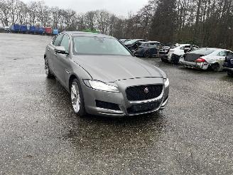 Jaguar XF 3.0d portfolio picture 2