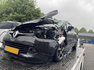 Purkuautot passenger cars Renault Clio 1.5 DCI ECO expression 2013/1