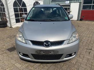 Mazda 5  picture 2