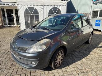 Renault Clio Clio III (BR/CR), Hatchback, 2005 / 2014 1.2 16V TCe 100 picture 3