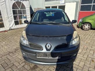 Renault Clio Clio III (BR/CR), Hatchback, 2005 / 2014 1.2 16V TCe 100 picture 2