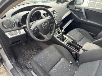 Mazda 3  picture 4