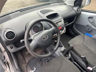 Toyota Aygo Aygo (B10), Hatchback, 2005 / 2014 1.0 12V VVT-i picture 4