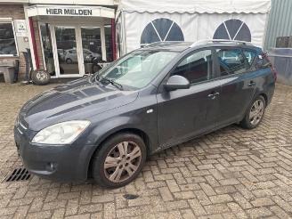 Kia Cee d Cee'd Sporty Wagon (EDF), Combi, 2007 / 2012 1.4 16V picture 3