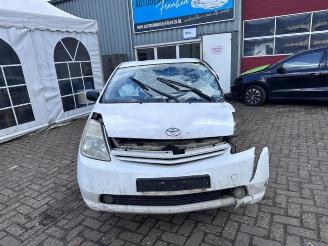 Toyota Prius Prius (NHW20), Liftback, 2003 / 2009 1.5 16V picture 2