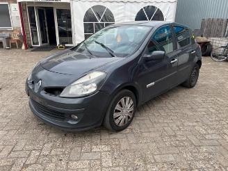 Renault Clio Clio III (BR/CR), Hatchback, 2005 / 2014 1.5 dCi 70 picture 3