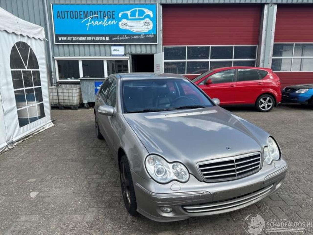 Mercedes C-klasse C (W203), Sedan, 2000 / 2007 3.0 C-280 V6 24V