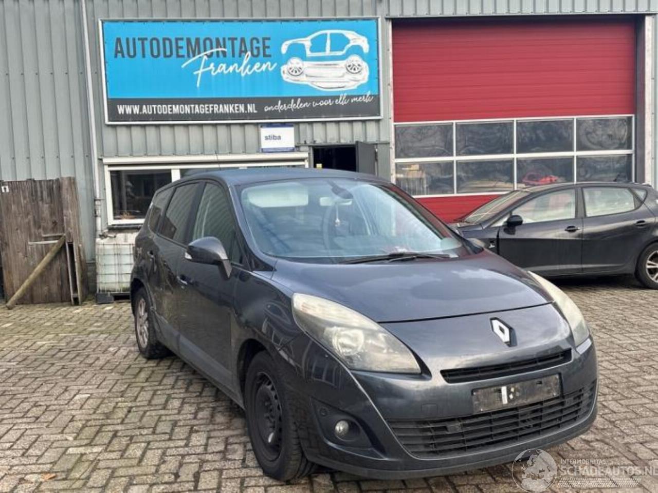 Renault Grand-scenic Grand Scenic III (JZ), MPV, 2009 / 2016 2.0 16V CVT