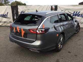 Opel Insignia 1.6 Sports Tourer picture 3