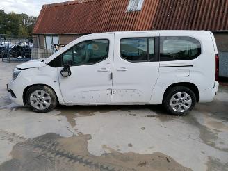 Opel Combo 1.5 dCi picture 12