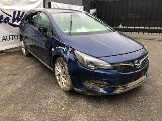 Opel Astra 1.2 Turbo 2020 Edition Sports Tourer picture 2