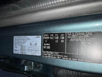 Kia Cee d Cee'd picture 17