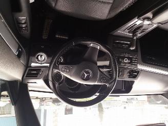 Mercedes E-klasse E207 350 CDI picture 7