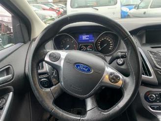 Ford Focus  picture 12