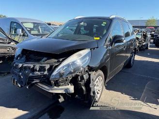 Vrakbiler auto Renault Grand-scenic Grand Scenic III (JZ), MPV, 2009 / 2016 1.2 16V TCe 130 2015/2