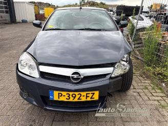 Opel Tigra Tigra Twin Top, Cabrio, 2004 / 2010 1.8 16V picture 2