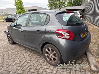 Peugeot 208 208 I (CA/CC/CK/CL), Hatchback, 2012 / 2019 1.6 e-HDi FAP picture 3