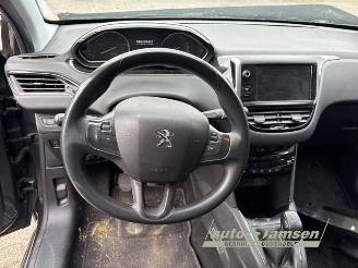 Peugeot 208 208 I (CA/CC/CK/CL), Hatchback, 2012 / 2019 1.6 e-HDi FAP picture 9